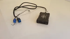 Volkswagen PASSAT B5.5 Connettore plug in USB 