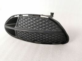 Mercedes-Benz E W212 Grille inférieure de pare-chocs avant A2128852722