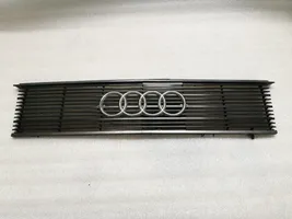 Audi 80 90 B2 Etupuskurin ylempi jäähdytinsäleikkö 811853655