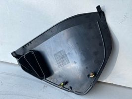 Mercedes-Benz E W211 Rivestimento pannello laterale del bagagliaio/baule 