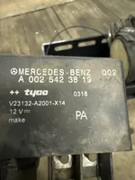 Mercedes-Benz E W211 Hehkutulpan esikuumennuksen rele A0025423819