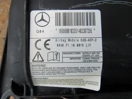 Mercedes-Benz ML W166 Kojelaudan alempi verhoilu a1668600102