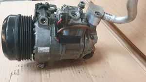 Mercedes-Benz SLK R172 Ilmastointilaitteen kompressorin pumppu (A/C) 4471606020