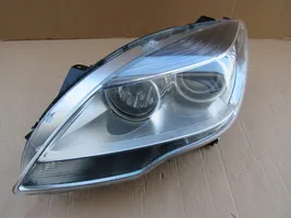 Mercedes-Benz R W251 Lampy przednie / Komplet 2518206761