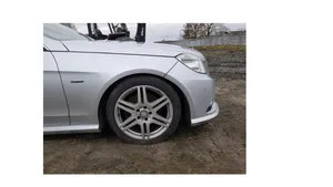 Mercedes-Benz E AMG W212 Priekio detalių komplektas 