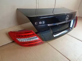 Mercedes-Benz C AMG W204 Takaluukun/tavaratilan kansi 