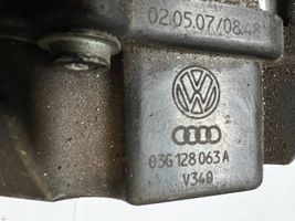 Volkswagen Touran I Clapet d'étranglement 03G128063A