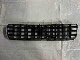 Volvo XC90 Front grill 8620641
