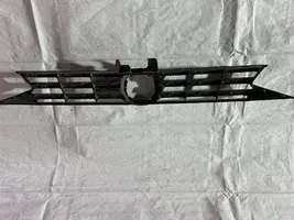 Volkswagen Touran III Grille de calandre avant 5TA853651L