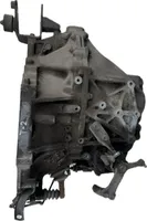 Toyota Avensis T250 Mechaninė 5 pavarų dėžė A6501033