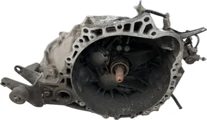 Toyota Avensis T250 Mechaninė 5 pavarų dėžė A6501033