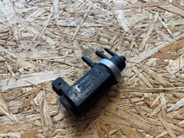 Audi A6 S6 C5 4B Solenoidinis vožtuvas 059906627