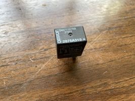 Chrysler Sebring (ST-22 - JR) Other relay 04671167AB