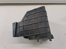 Volkswagen PASSAT B6 Protettore termico del vano batteria 1K0915335C