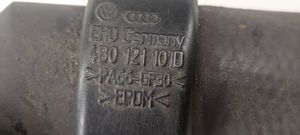 Audi A6 S6 C5 4B Tubo flessibile del liquido di raffreddamento del motore 4B0121101D