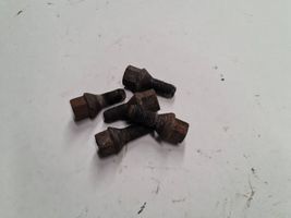 Opel Zafira B Nuts/bolts 