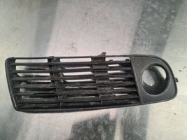 Audi A6 S6 C5 4B Grille antibrouillard avant 4B0807682M