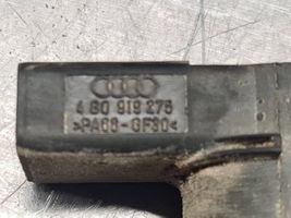 Audi A6 S6 C5 4B Takapysäköintitutkan anturin pidike (PDC) 4B0919275