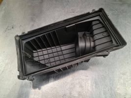 Peugeot 407 Air filter box 52135