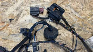 Opel Corsa D Cableado de puerta delantera 13252895