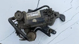 Mercedes-Benz E W211 Compressore/pompa sospensioni pneumatiche A2113201843