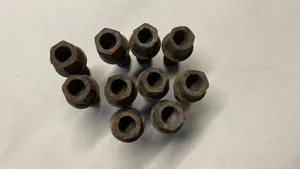 Audi A6 S6 C5 4B Nuts/bolts 