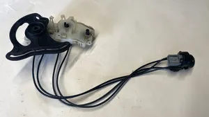 Ford Connect Pečiuko reguliavimo trosiukai 2M5111504AA