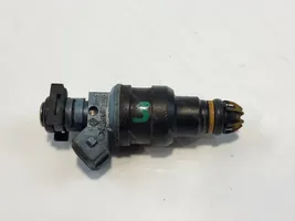 BMW 3 E30 Injecteur de carburant 13641731357