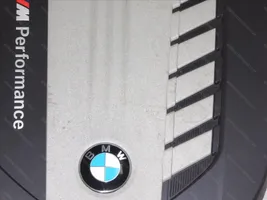 BMW X5 F15 Galvutės dangtelis 11147800350