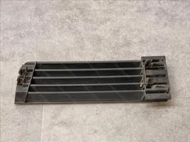 BMW 8 E31 Maskownica / Grill / Atrapa górna chłodnicy 51131940908