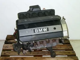 BMW 5 E34 Silnik / Komplet 11001735952