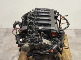 BMW 5 E60 E61 Moteur 11000413755