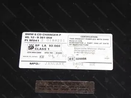 BMW 7 E38 Caricatore CD/DVD 65128361058