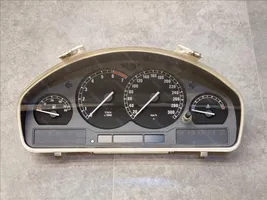 BMW 8 E31 Speedometer (instrument cluster) 62118354251