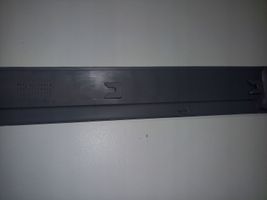 Hyundai Elantra Moulure de porte arrière 8773428600