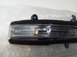 Mitsubishi Outlander Peilin suuntavilkku 8351A100