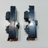 KIA Sorento Electric window control switch 