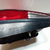 KIA Carens III Lampy tylnej klapy bagażnika 92403A4