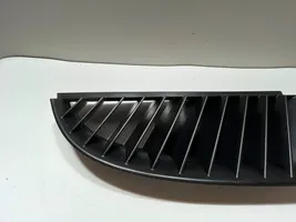 Mitsubishi Colt Grille de calandre avant MN127774