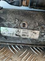 Mercedes-Benz C W203 Rozrusznik 0051511301