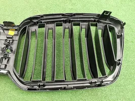 BMW X3 G01 Grille calandre supérieure de pare-chocs avant 10627111