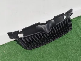 Skoda Fabia Mk2 (5J) Maskownica / Grill / Atrapa górna chłodnicy 5J0853668C