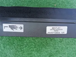 Bentley Bentayga Etukynnys (korin osa) JNV071065A