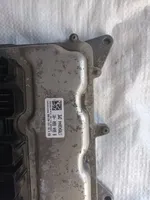 BMW 3 F30 F35 F31 Variklio valdymo blokas 8664660