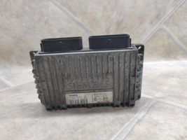 Renault Clio II Module de contrôle de boîte de vitesses ECU 7700111874