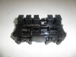 Infiniti Q50 Module de fusibles 