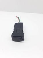 Toyota RAV 4 (XA30) Connettore plug in AUX 8619042010