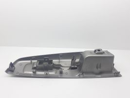 Subaru Forester SH Etuoven ikkunan kytkimen kehys 94266FG560 RH