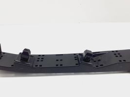 Subaru Outback (BS) Supporto di montaggio del parafango NF4U76