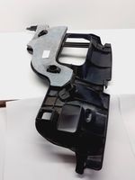 Toyota Avensis T270 Panelės apdailos skydas (apatinis) 5560605050